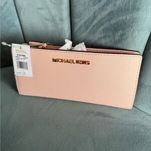 Michael Kors Pink Wallet Sleek Minimalist Design